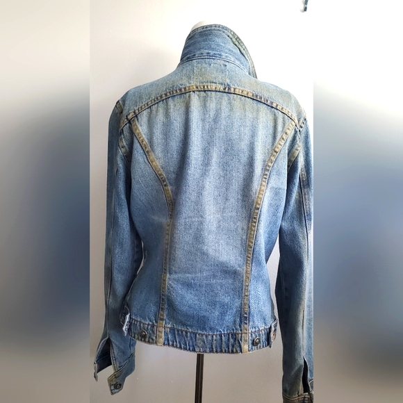 XOXO - size M - Vintage denim jean jacket -  100% cotton - Picture 2 of 8
